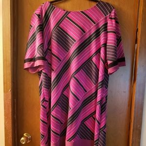 Madison Leigh 16w pink, black and white dress.